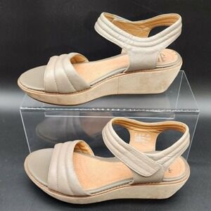 Clarks Taupe Leather Wedge Sandals Womens 11 Comfort Cushion Soft‎ Casual Summer